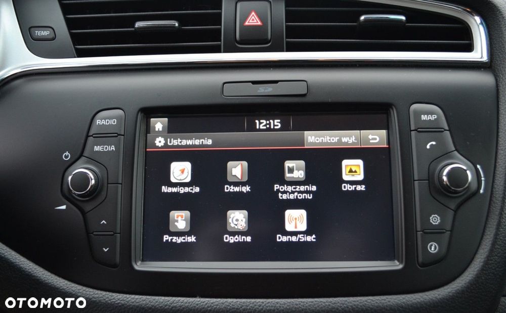 Kia Ceed 1.6 GDI ISG Dream-Team Edition - 28