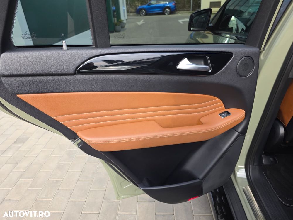 Mercedes-Benz GLE 350 d 4MATIC 9G-TRONIC AMG Line - 31