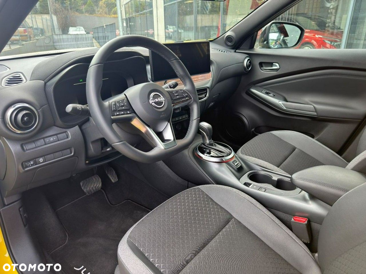 Nissan Juke 1.0 DIG-T N-Connecta DCT - 10