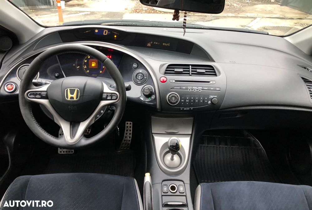 Honda Civic 1.8i-VTEC Comfort - 9