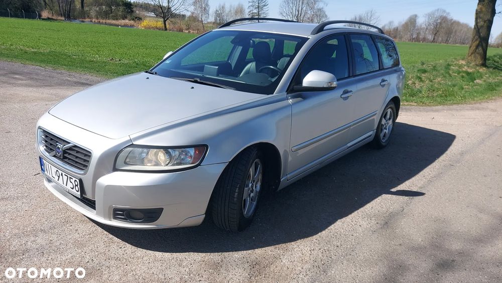 Volvo V50 1.6D DRIVe Momentum - 4