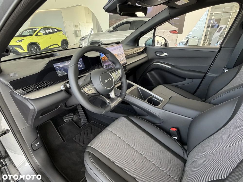 BYD Dolphin G Comfort E-CVT - 6