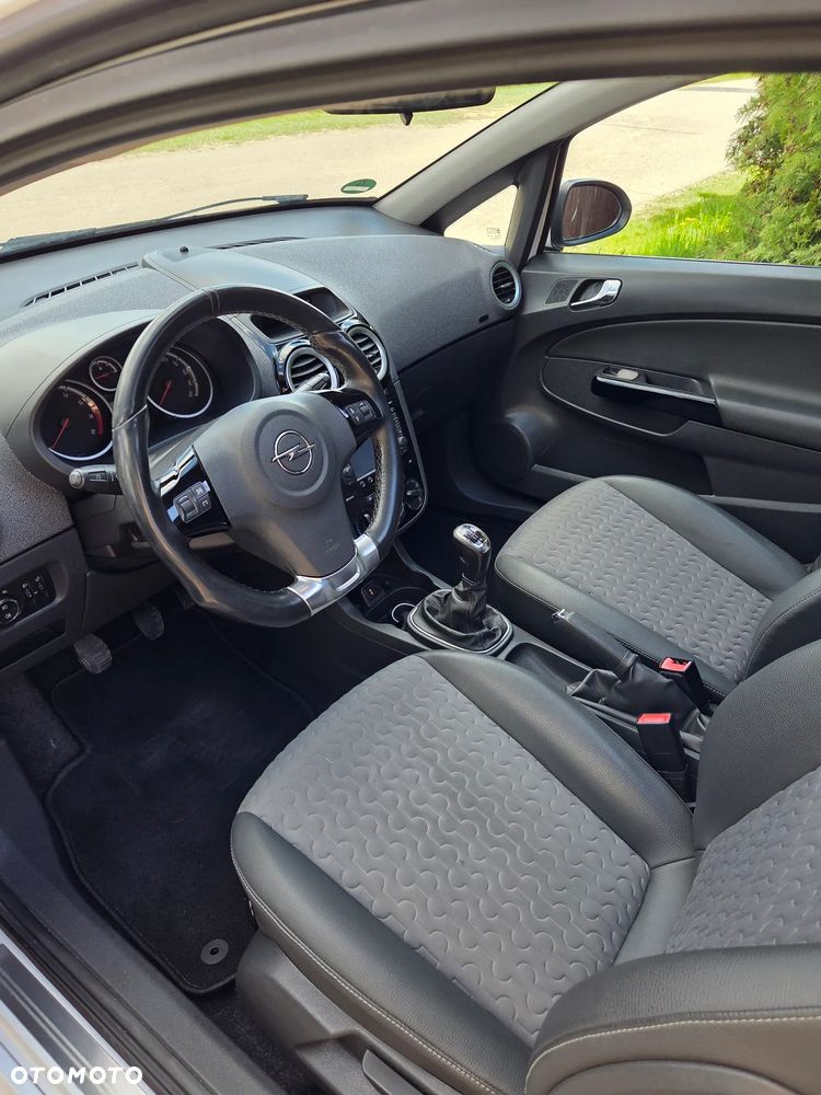 Opel Corsa - 27