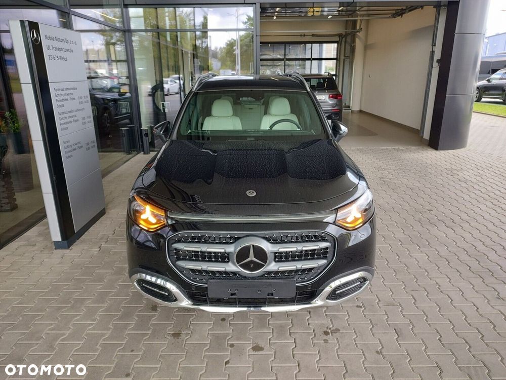 Mercedes-Benz GLB - 3