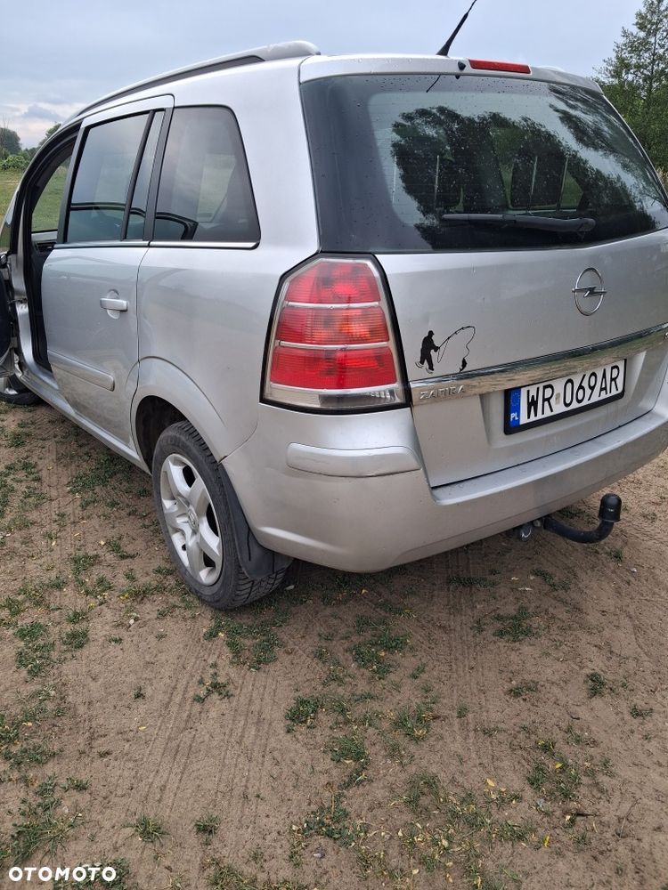 Opel Zafira - 4