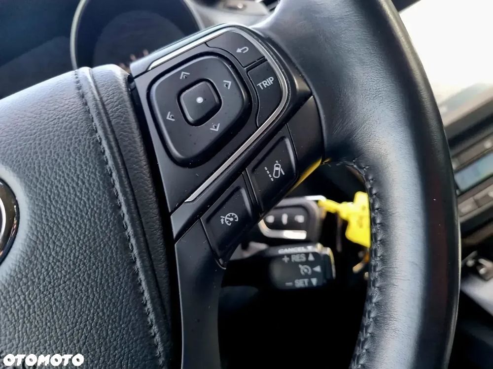 Toyota Avensis 1.8 Prestige - 18