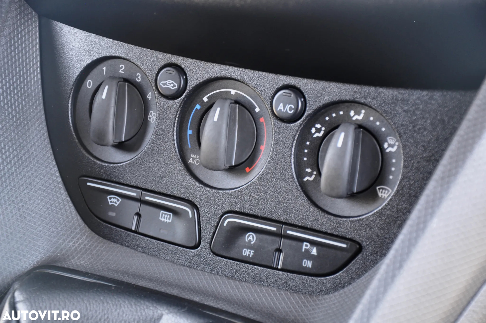 Ford Transit Connect Van Maxi - 20
