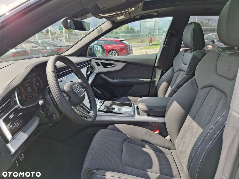 Audi Q8 - 22