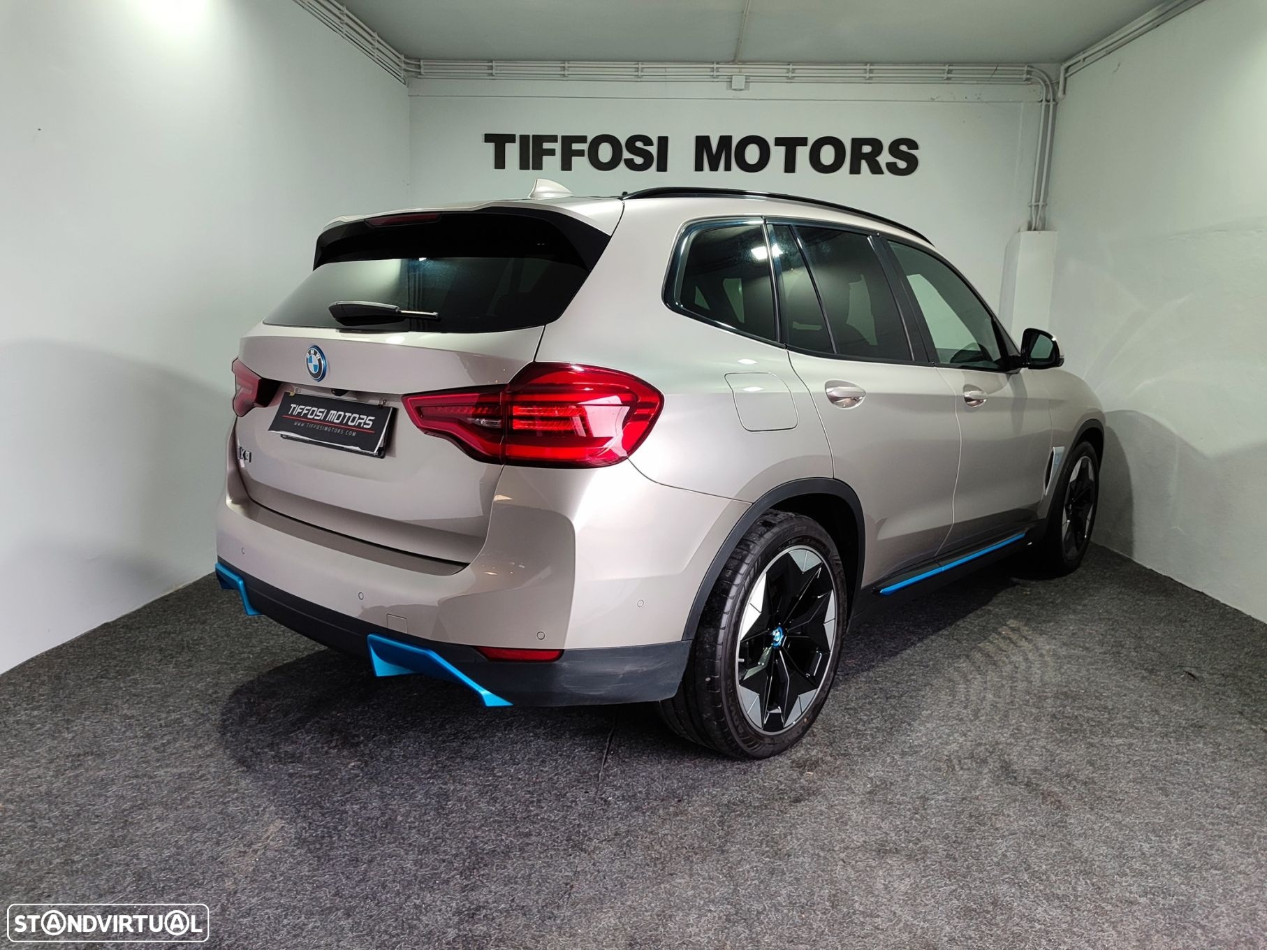 BMW iX3 Inspiring - 7