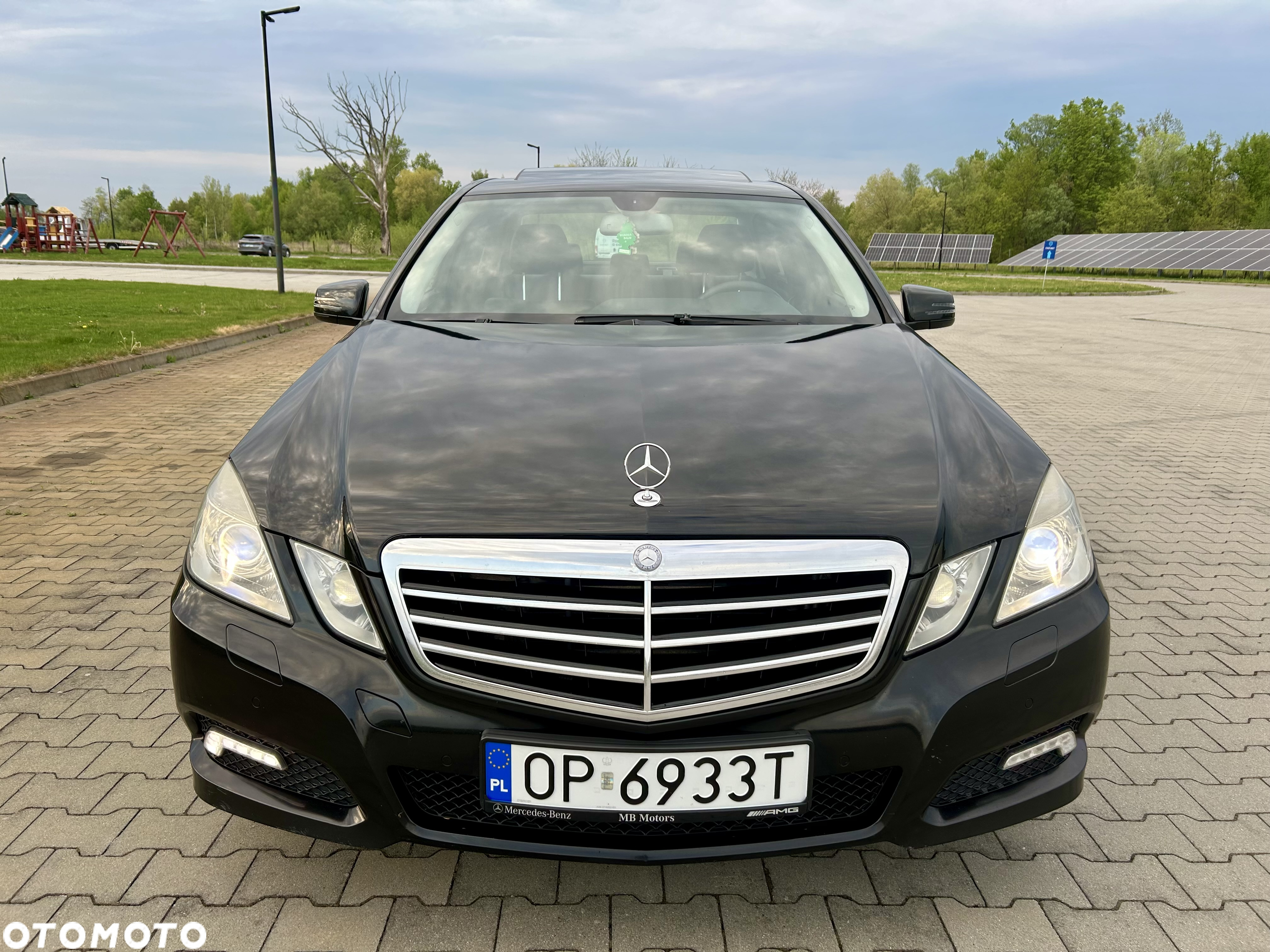 Mercedes-Benz Klasa E 350 CDI BlueEff Avantgarde - 3