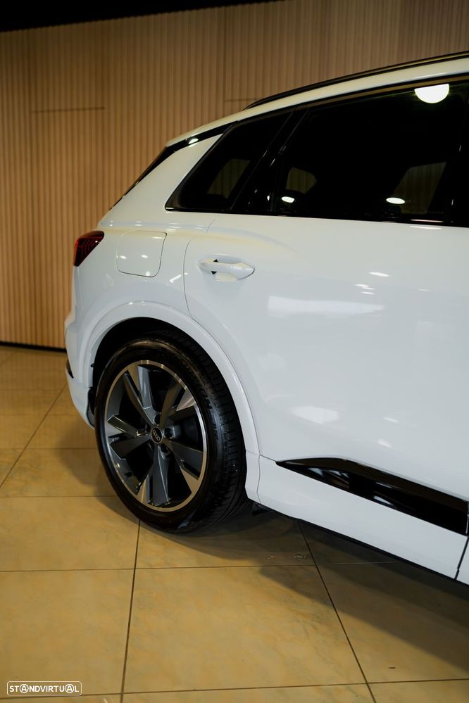 Audi Q4 e-tron 35 55 kWH - 12