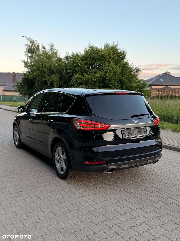 Ford S-Max 2.0 EcoBlue Titanium - 3