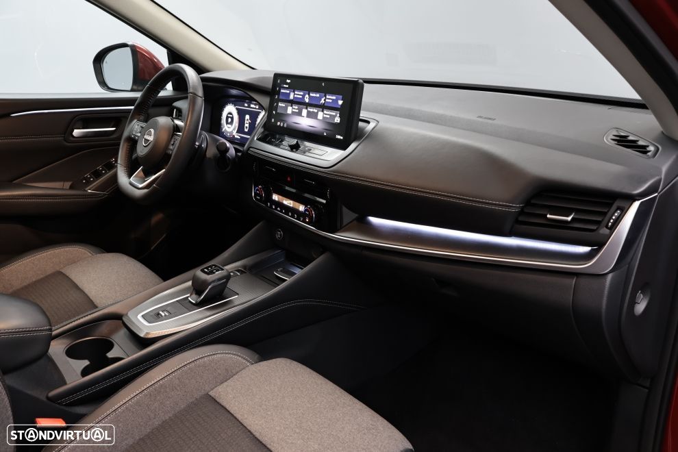 Nissan Qashqai 1.3 DIG-T MHEV Xtronic N-Connecta - 22