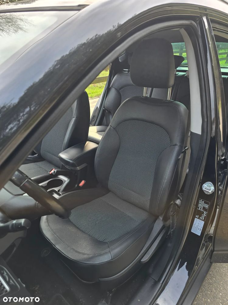 Hyundai ix35 2.0 CRDi Premium 4WD - 21