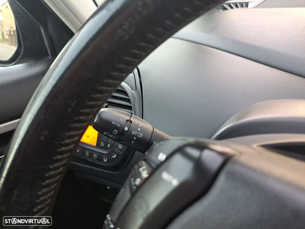 Citroën C4 Grand Picasso 1.6 HDi Exclusive - 15