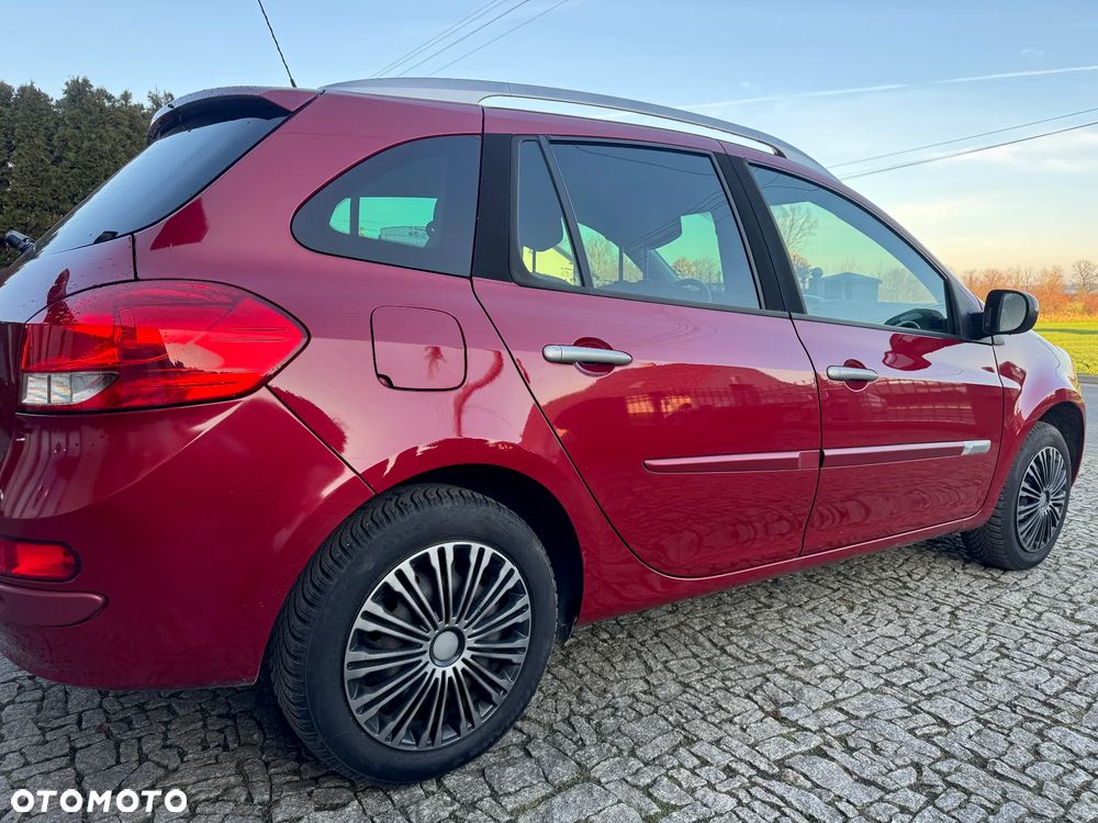 Renault Clio TCe 100 Expression - 12