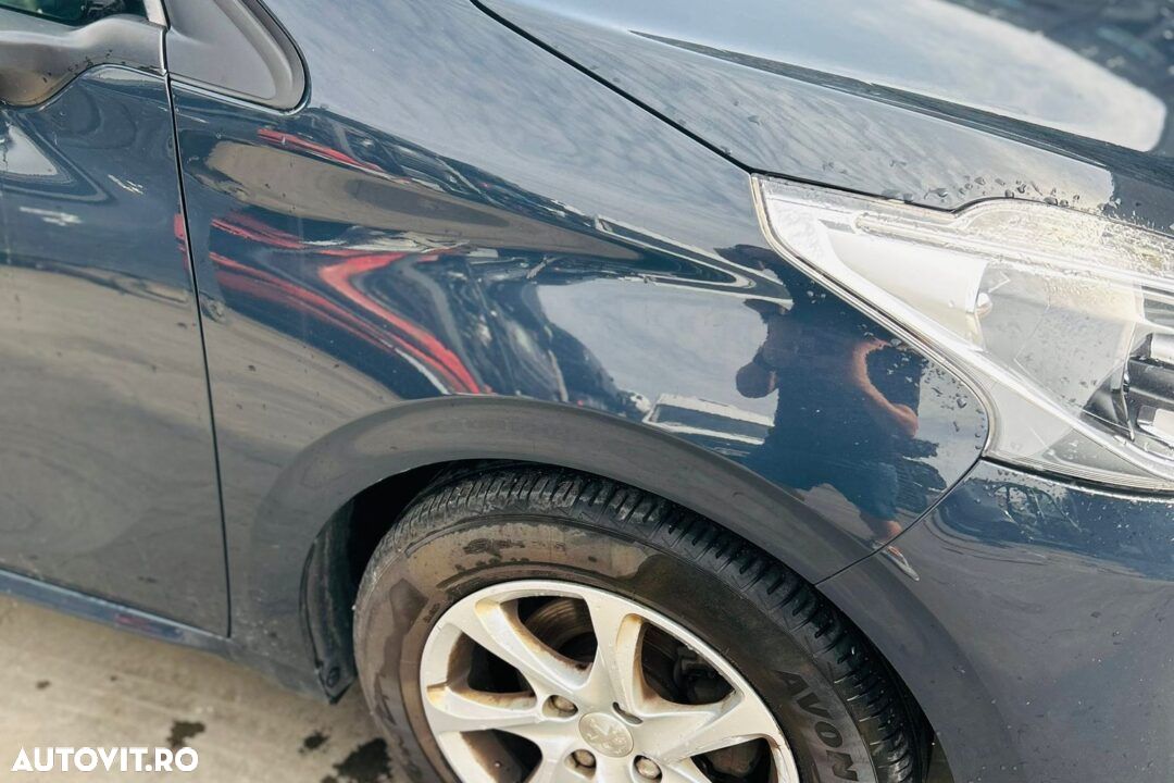ARIPA DREAPTA PEUGEOT 208 - AN 2017 - 1