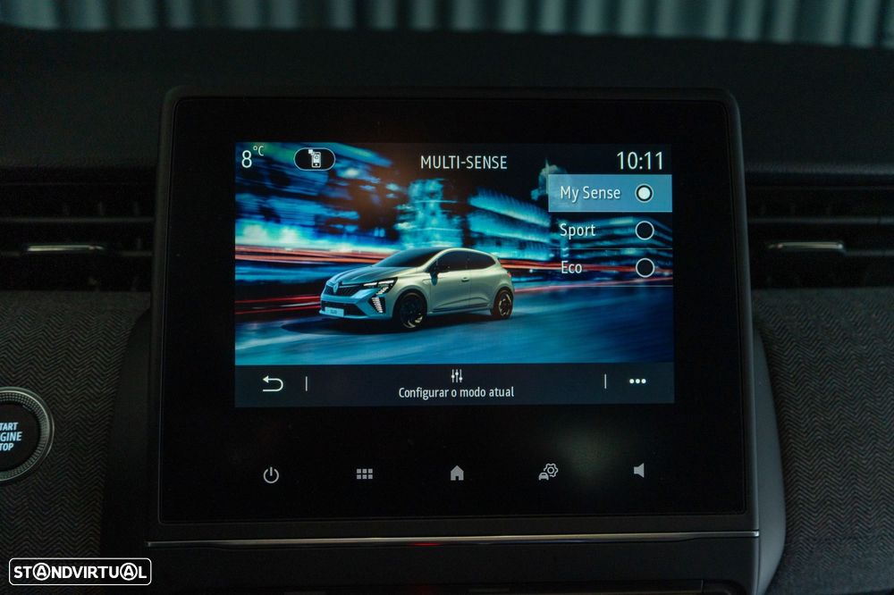 Renault Clio 1.0 TCe Techno Bi-Fuel - 36