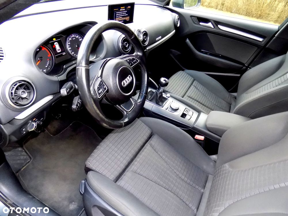 Audi A3 Sportback - 14