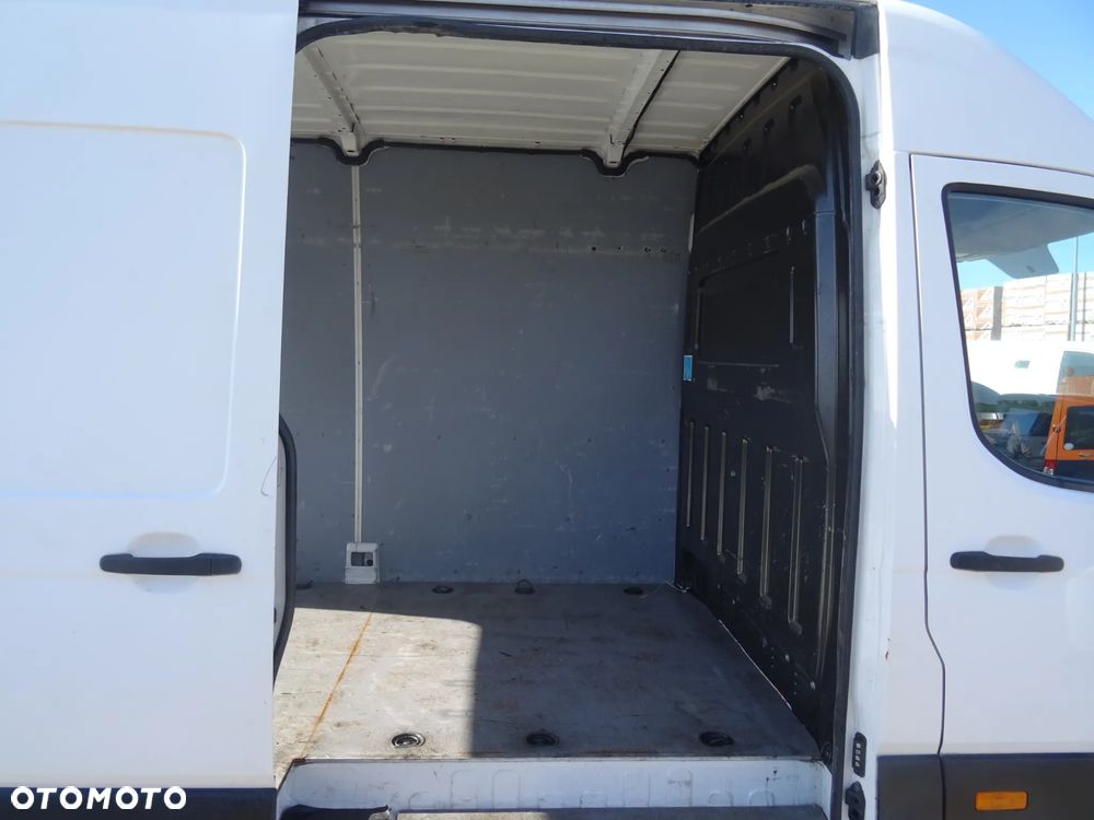 Hyundai H350 2019 biały na części drzwi maska zderzak błotnik lampa lusterko - 11