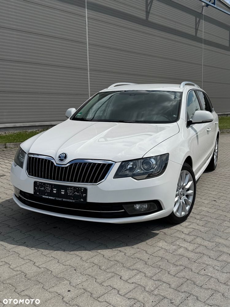 Skoda Superb 2.0 TDI Elegance DSG - 3