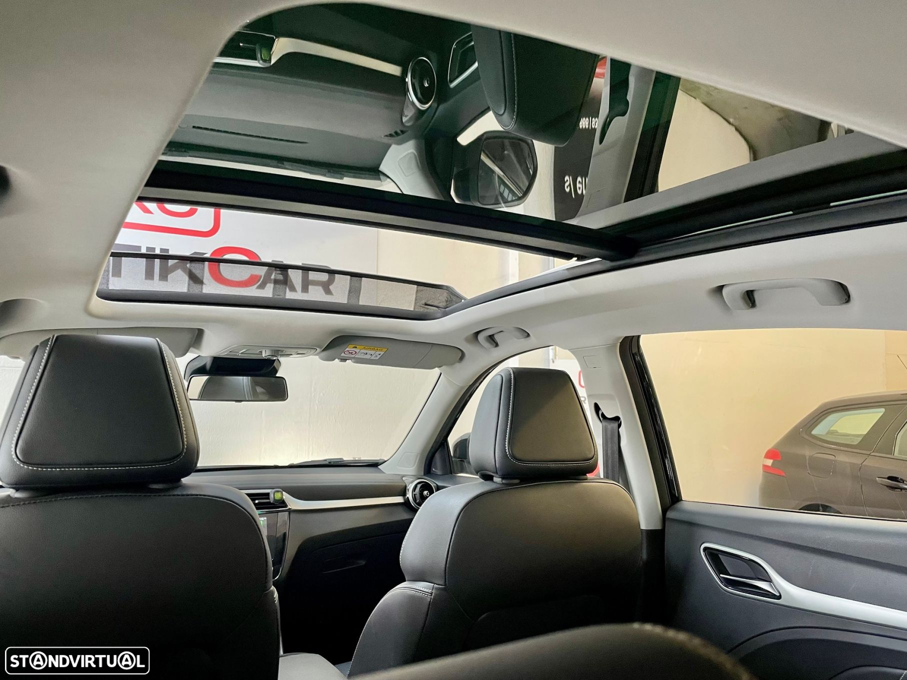 MG ZS EV 44.5 kWh Luxury - 31