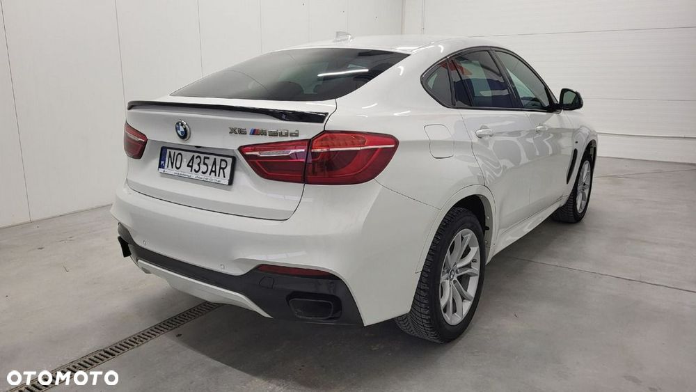 BMW X6M - 6