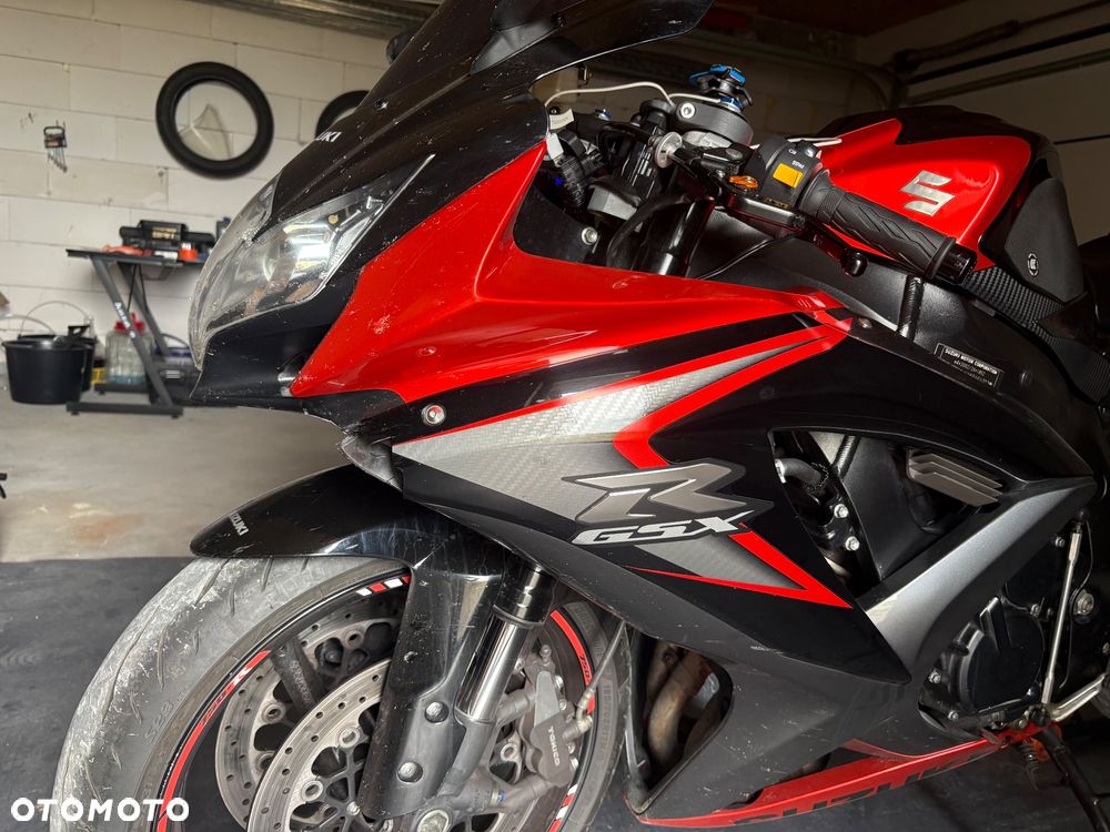 Suzuki GSX-R - 9