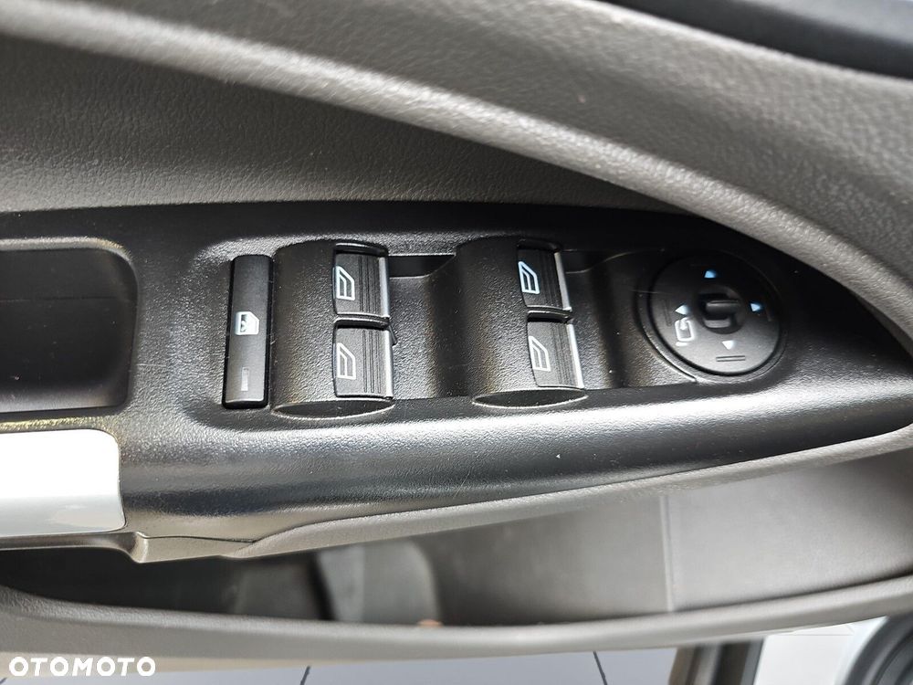 Ford transit-connect 230 1.5 EcoBlue 120KM Active - 16