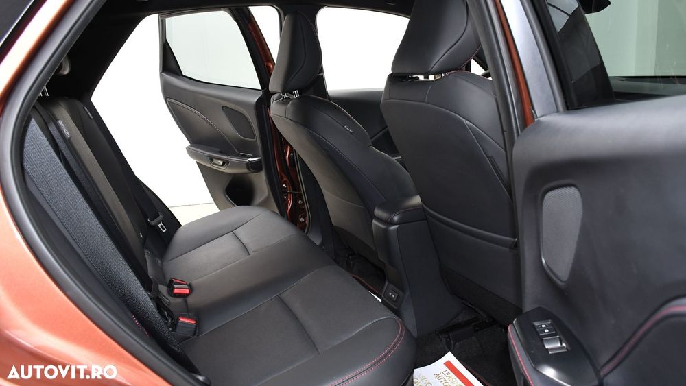 Lexus LBX 1.5 HEV 4x2 CVT Emotion - 12