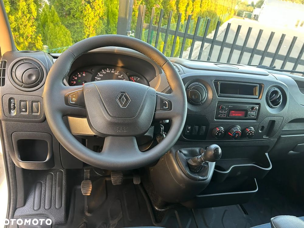 Renault Master - 25