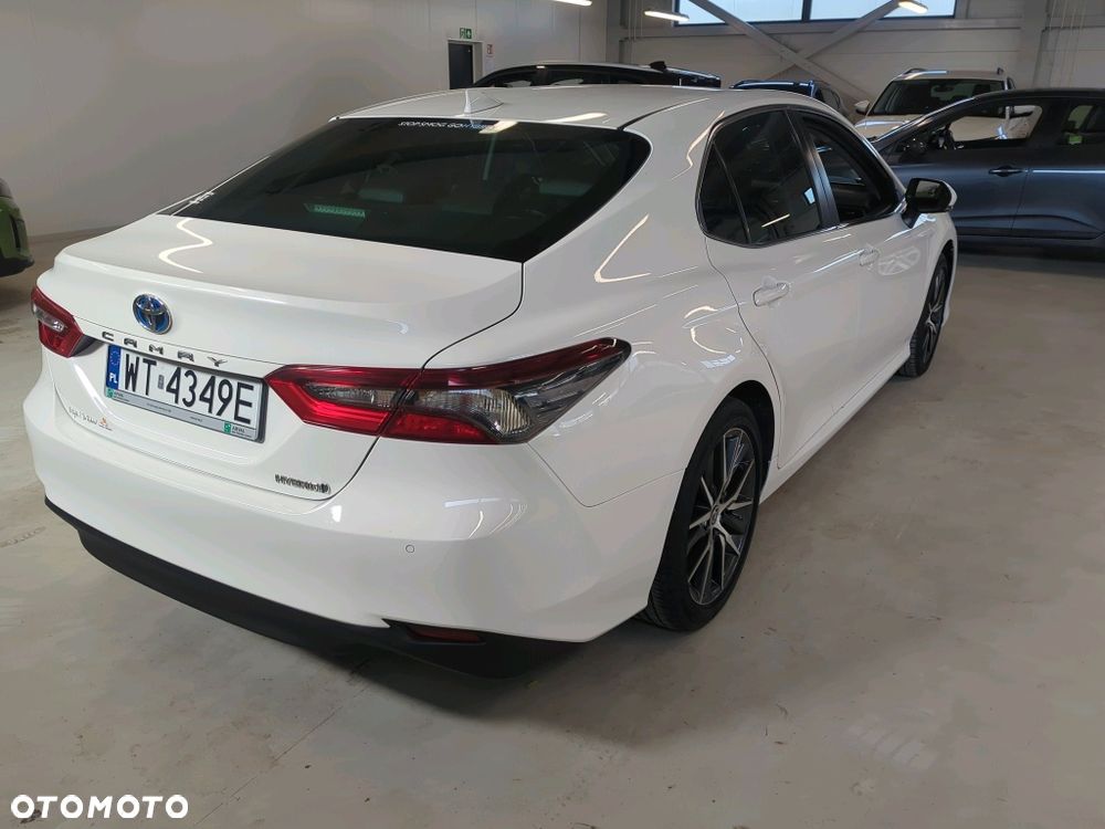 Toyota Camry 2.5 Hybrid Prestige CVT - 4