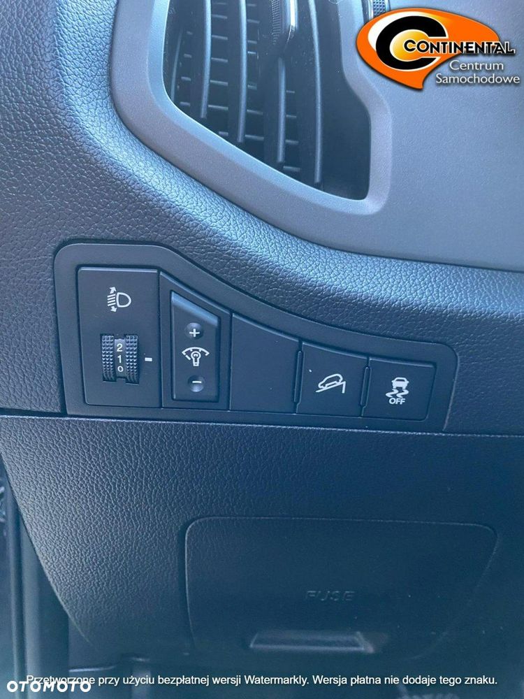 Kia Sportage - 14