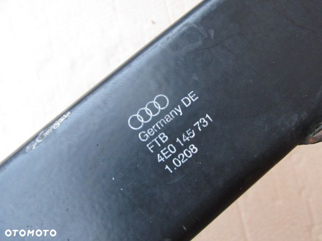 Audi A8 D3 lift 3.0 tdi Wąż przewód powietrza intercoolera 4E0145731 - 6