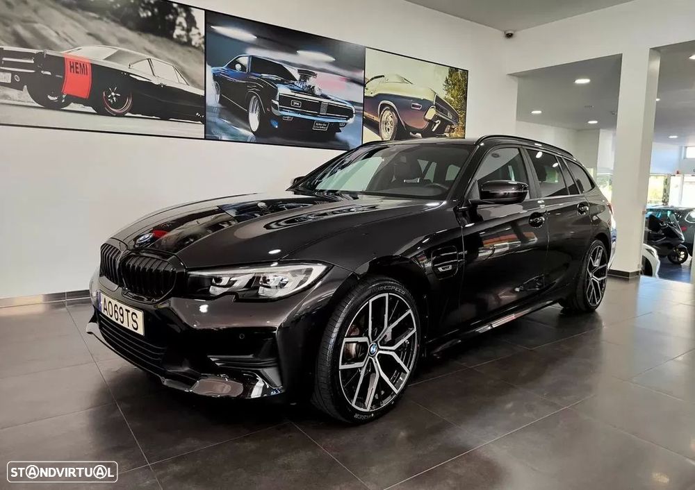 BMW 320 e Line Sport Auto — fotografia 21