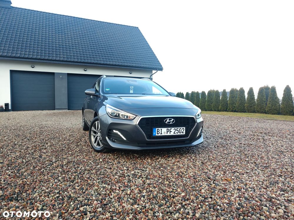 Hyundai i30 1.6 CRDI Select - 1