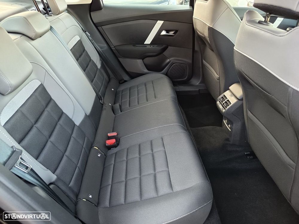 Citroën e-C4 X 54 kWh Autonomia Alargada Plus - 22