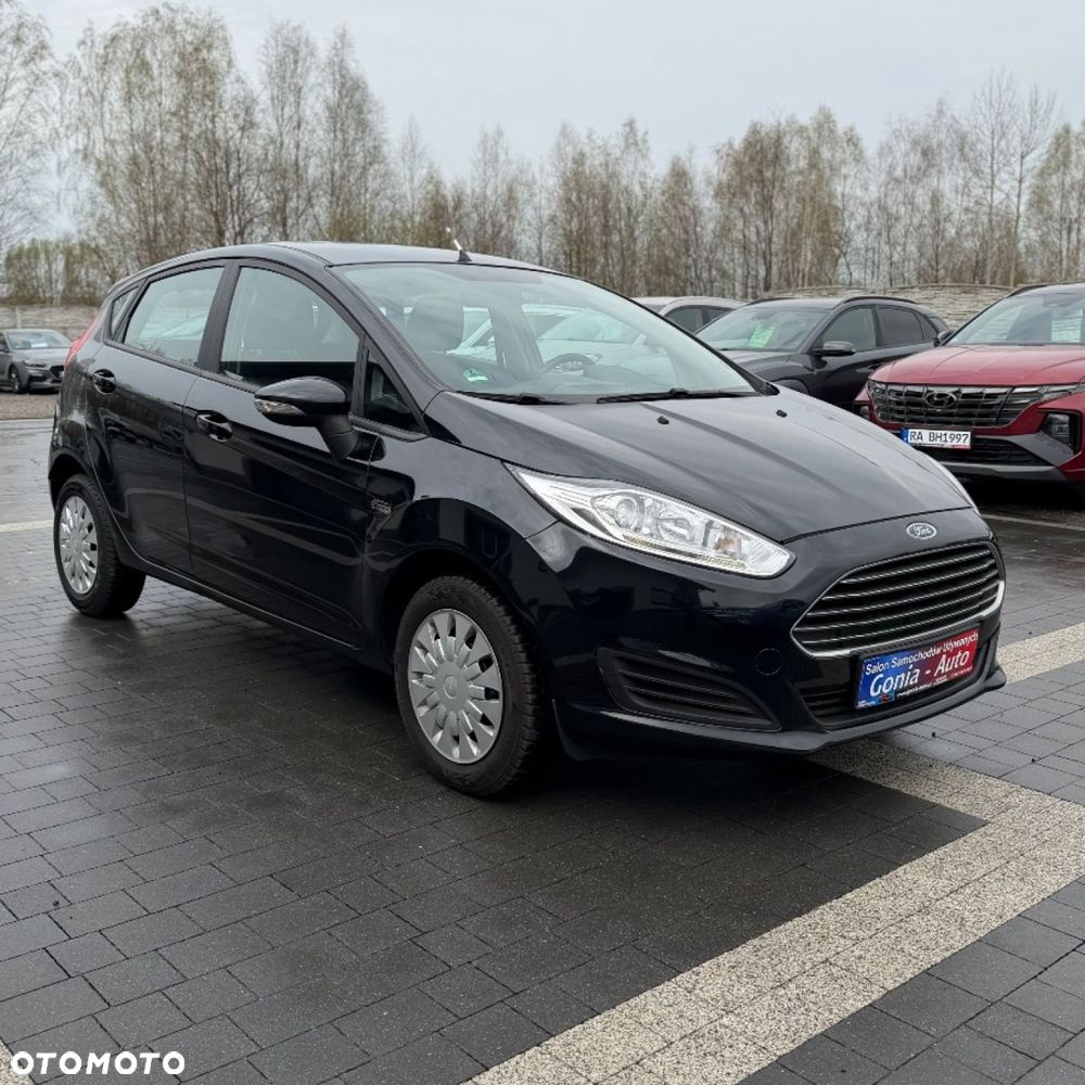 Ford Fiesta - 12