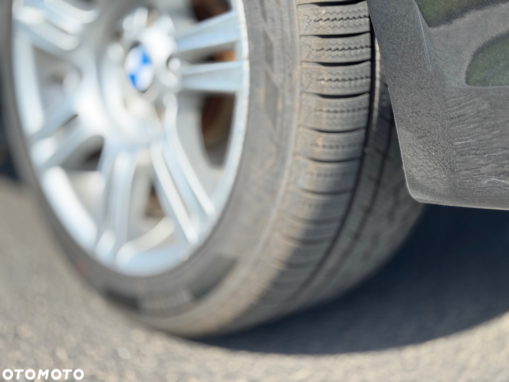 BMW Seria 3 318i - 13