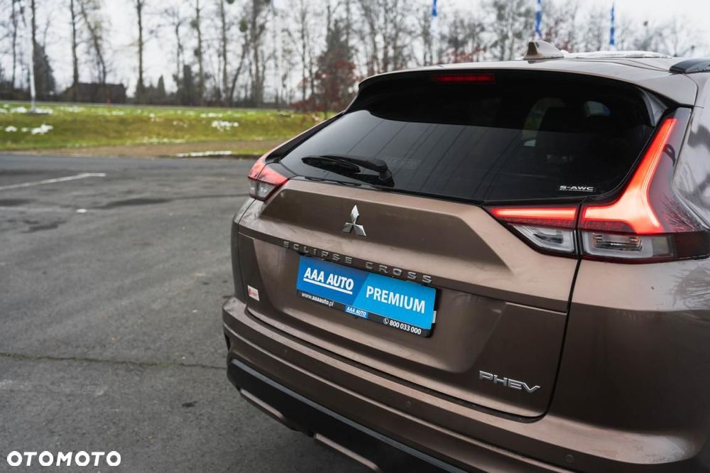 Mitsubishi Eclipse Cross - 13