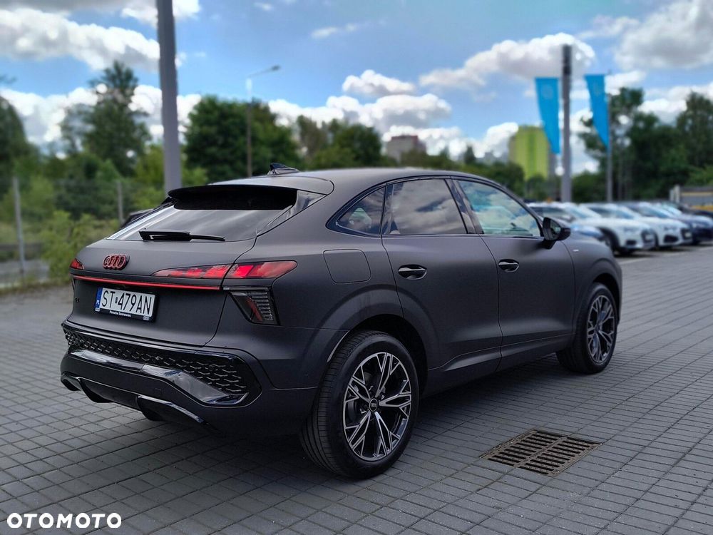 Audi Q3 Sportback - 6