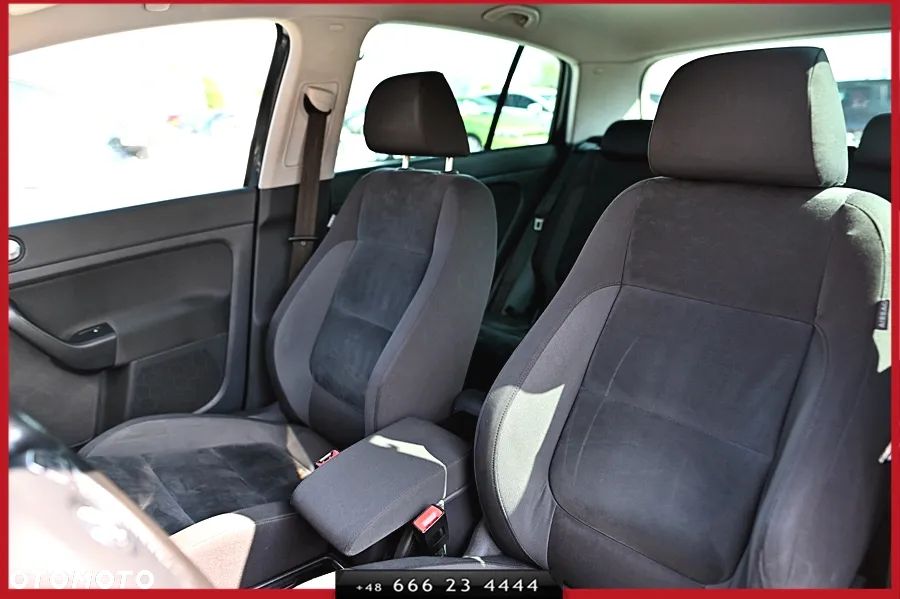 Volkswagen Golf Plus 2.0 TDI Comfortline DSG - 21
