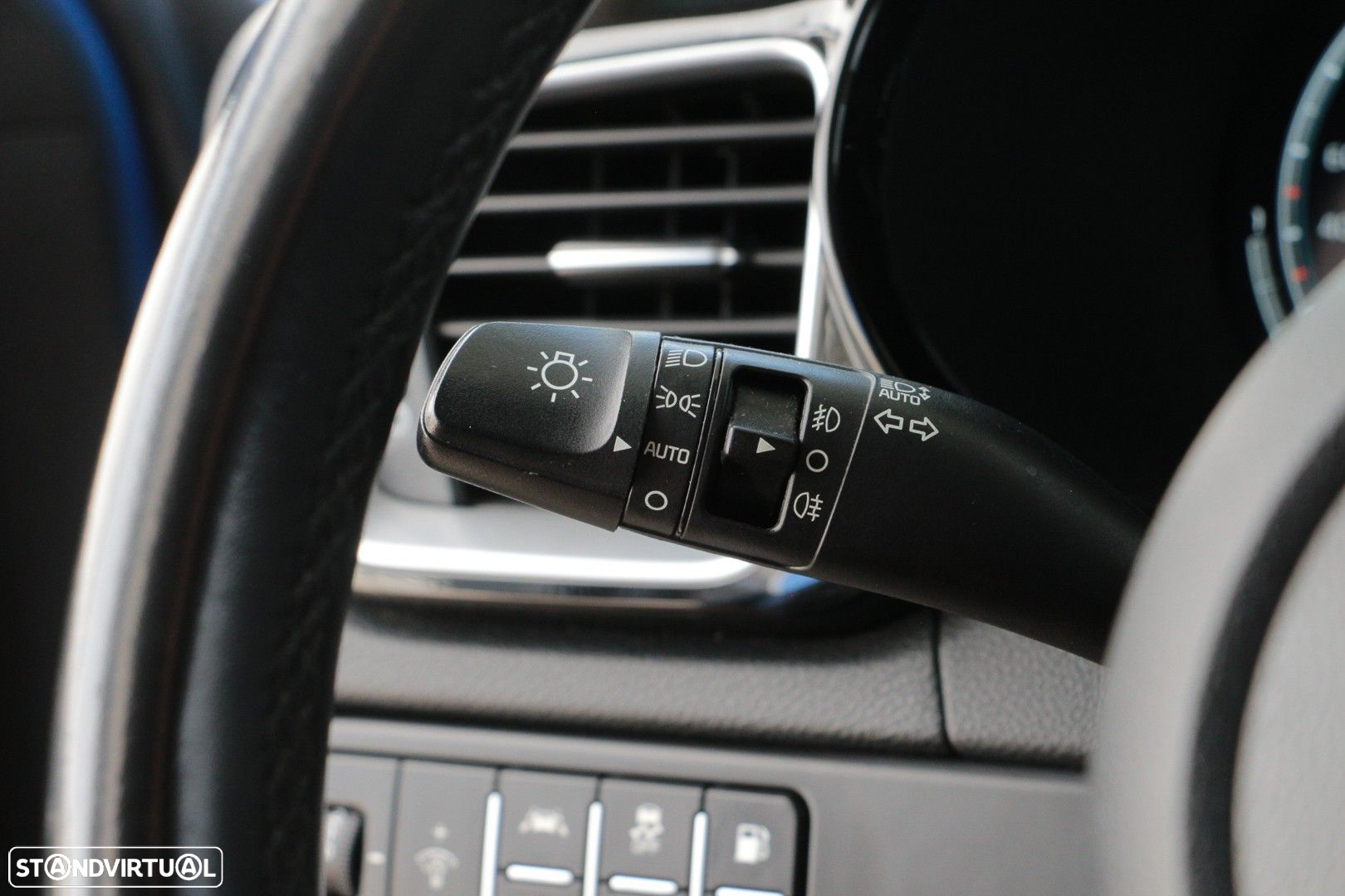 Kia XCeed 1.6 GDi PHEV First Edition+SRF - 31