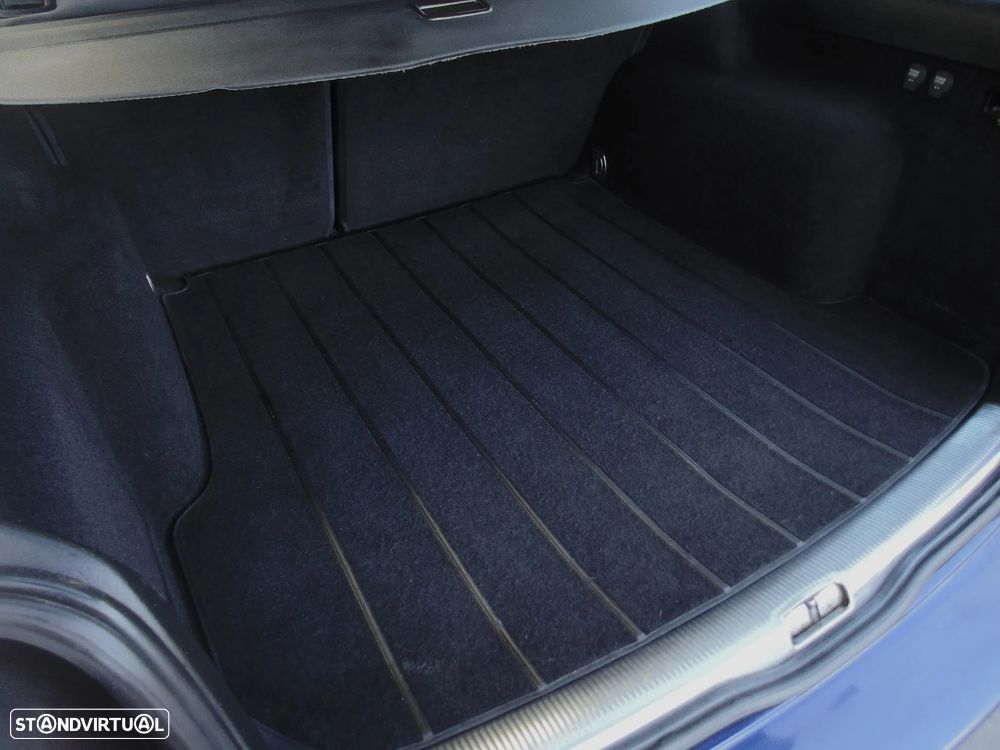 VW Passat Variant 1.9 TDi Confortline 6V - 40