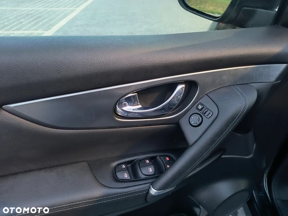 Nissan Qashqai - 13