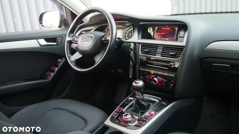 Audi A4 Avant 2.0 TDI DPF Ambiente - 22