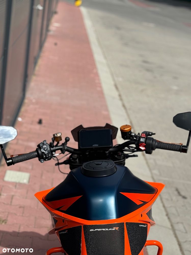 KTM Super Duke - 21
