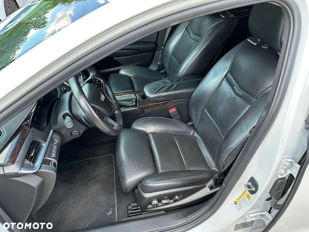 Cadillac XTS - 20