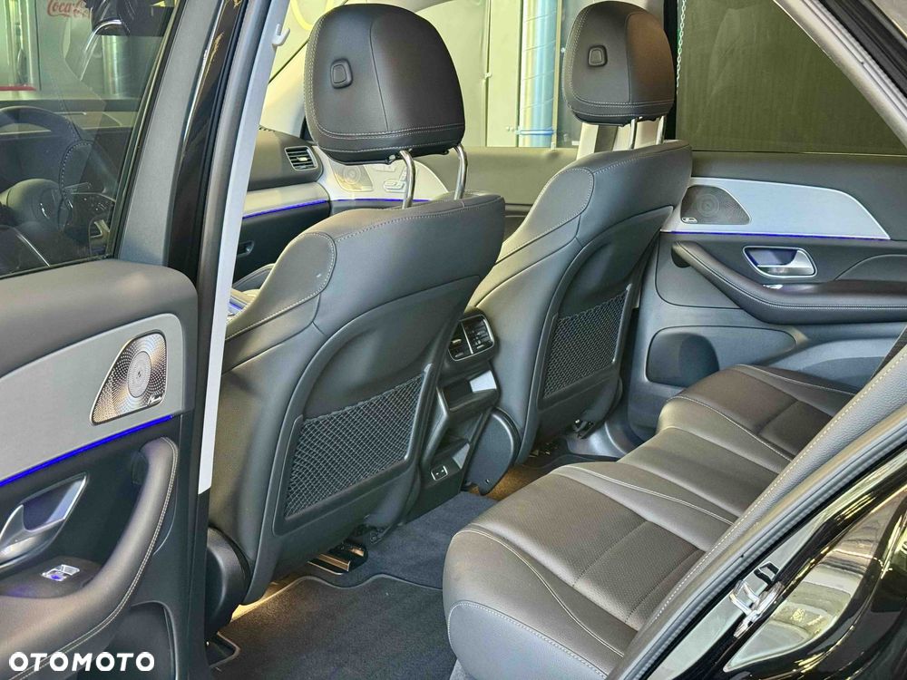 Mercedes-Benz GLE - 24