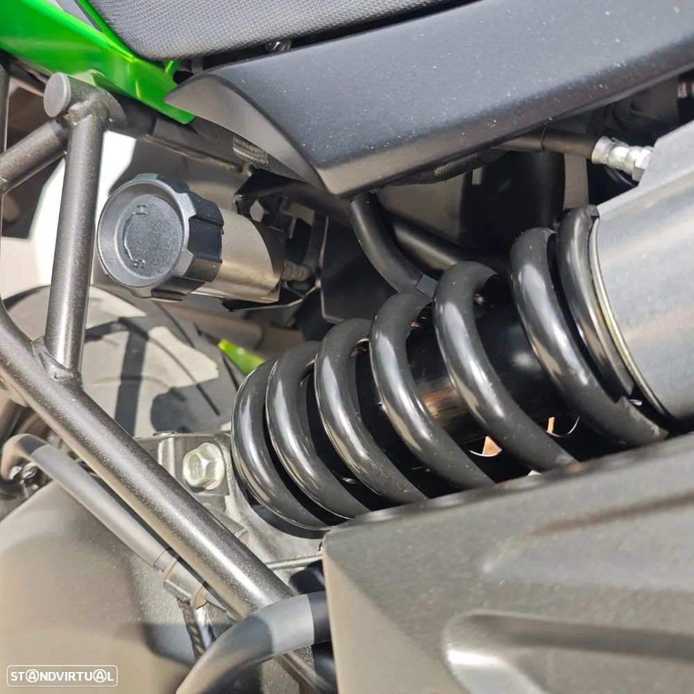 Kawasaki Versys 650 Grand Tourer - 15